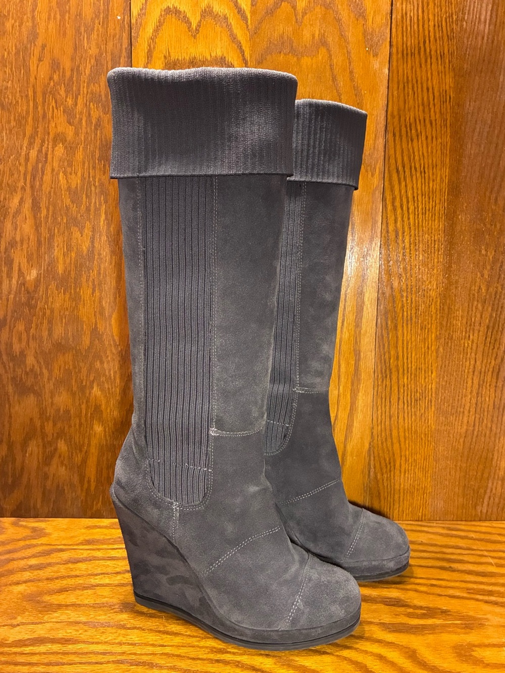 Fergie Convertible Over the Knee Gray Suede Knit Cuff Platform Wedge Boots Sz 8